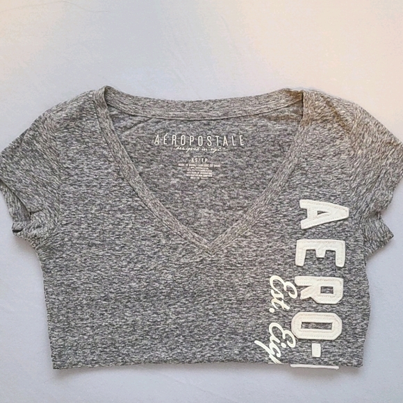 ❣️10/$50❣️:Grey marled v-neck tee - Picture 1 of 3
